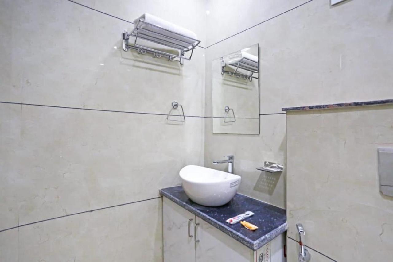 Hotel Mannat Bhera Enclave Nowe Delhi Zewnętrze zdjęcie